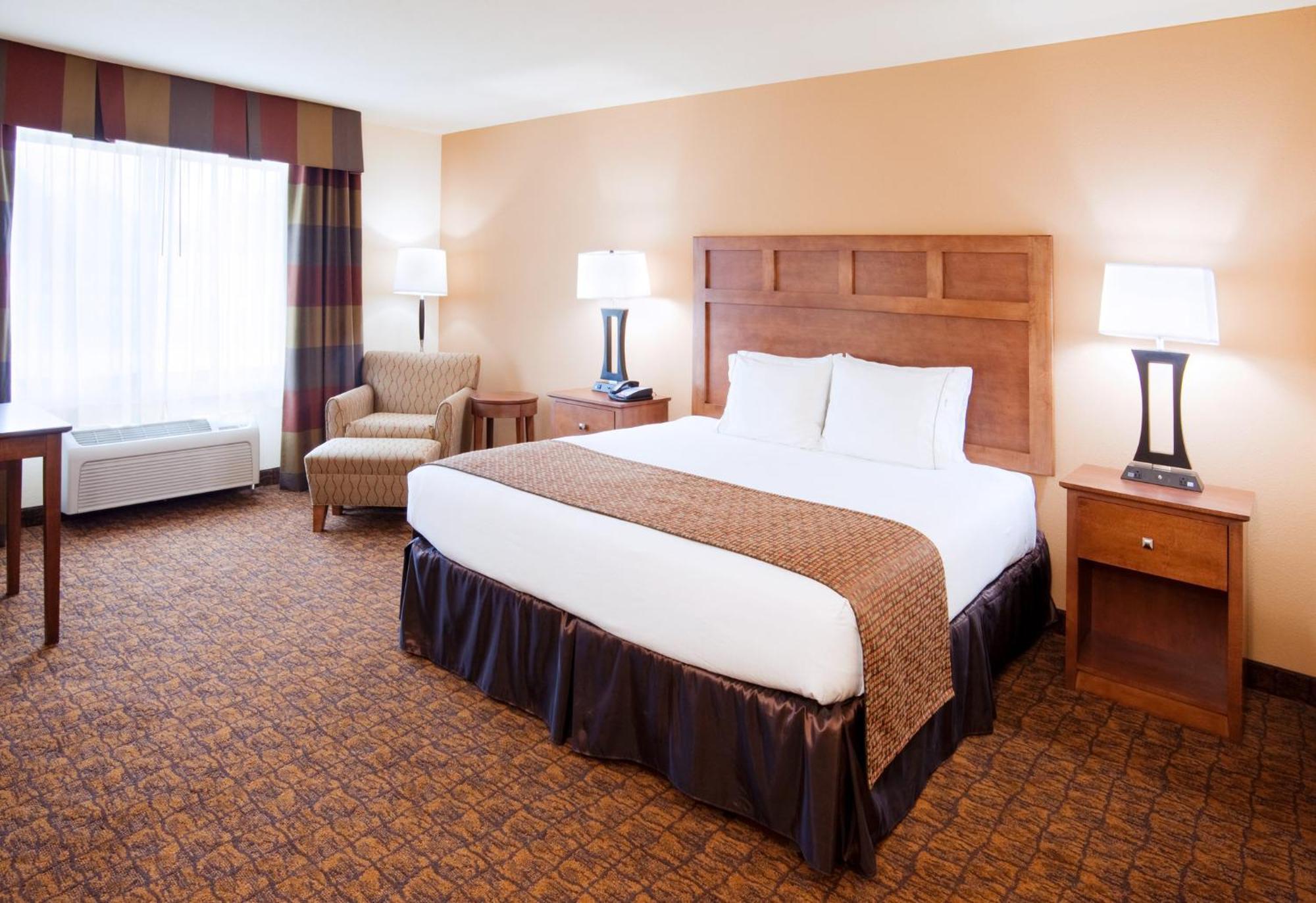 Holiday Inn Express Hotel & Suites Mount Airy By Ihg Exterior foto